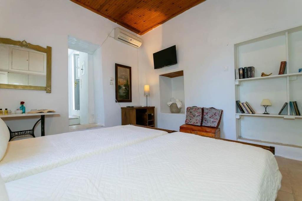 Appartamento Chrysa S House Hydra  Esterno foto